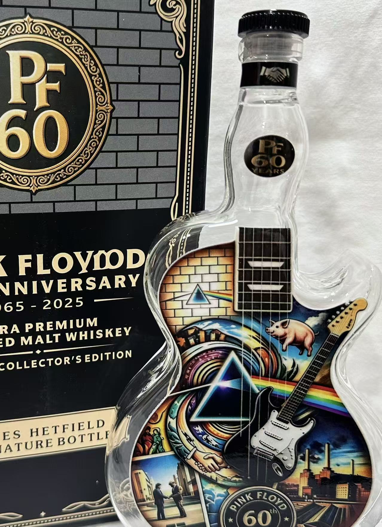 Vintage Rock Tarzı Gitar-Balta - Vintage Collectible Liquor Bottles incelemesi ve fiyatı